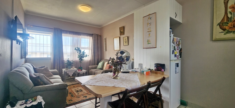 1 Bedroom Property for Sale in Bredasdorp Western Cape